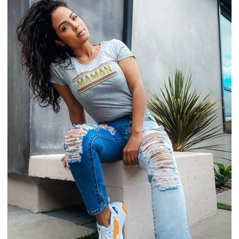 Christina Milian, la femme de Matt Pokora avec son t-shirt Maman. Fabrication Française Christina Milian, la femme de Matt Pokora avec son t-shirt Maman. Fabrication Française